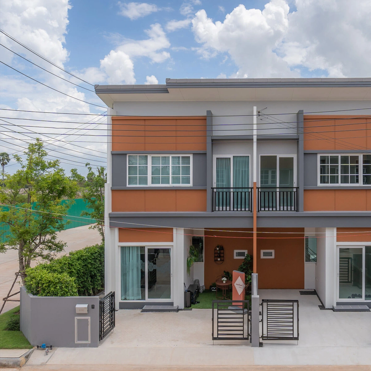 บ้านเดี่ยว อณาสิริ มะลิวัลย์ เลขที่ 1233 ทิศใต้ ทาวน์โฮมฟังกชันครบ มีห้องนอนล่าง