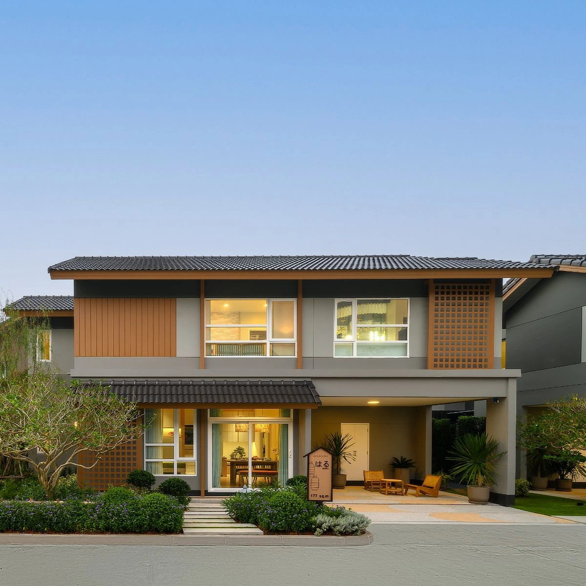 บ้าน อณาสิริ สรงประภา เลขที่ 99/38 ทิศใต้ บ้านเดี่ยว แปลงมุม