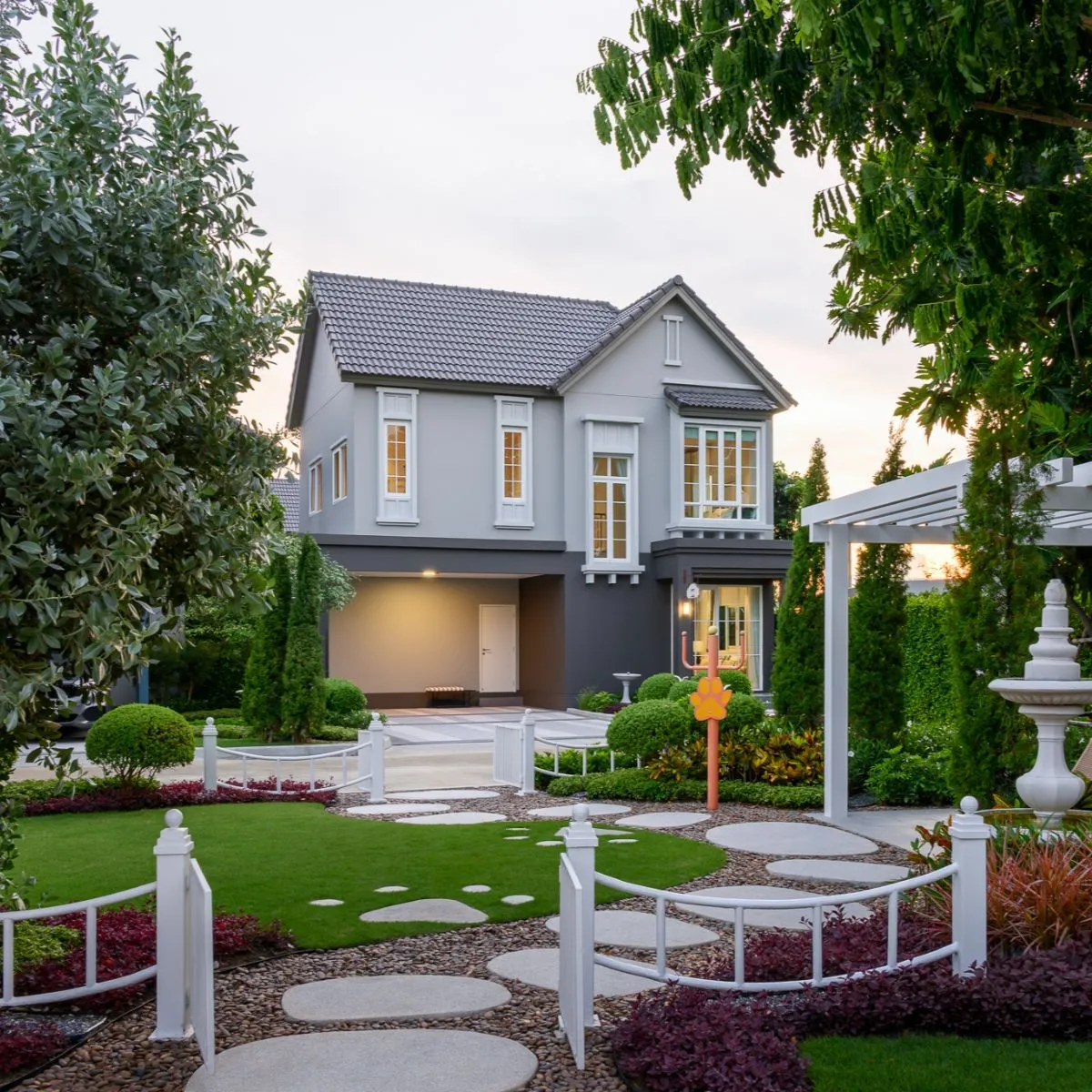 บ้าน สราญสิริ ศรีนครินทร์ - แพรกษา เลขที่ 189/106 ทิศเหนือ เฟสใหม่ ใกล้คลับเฮาส์