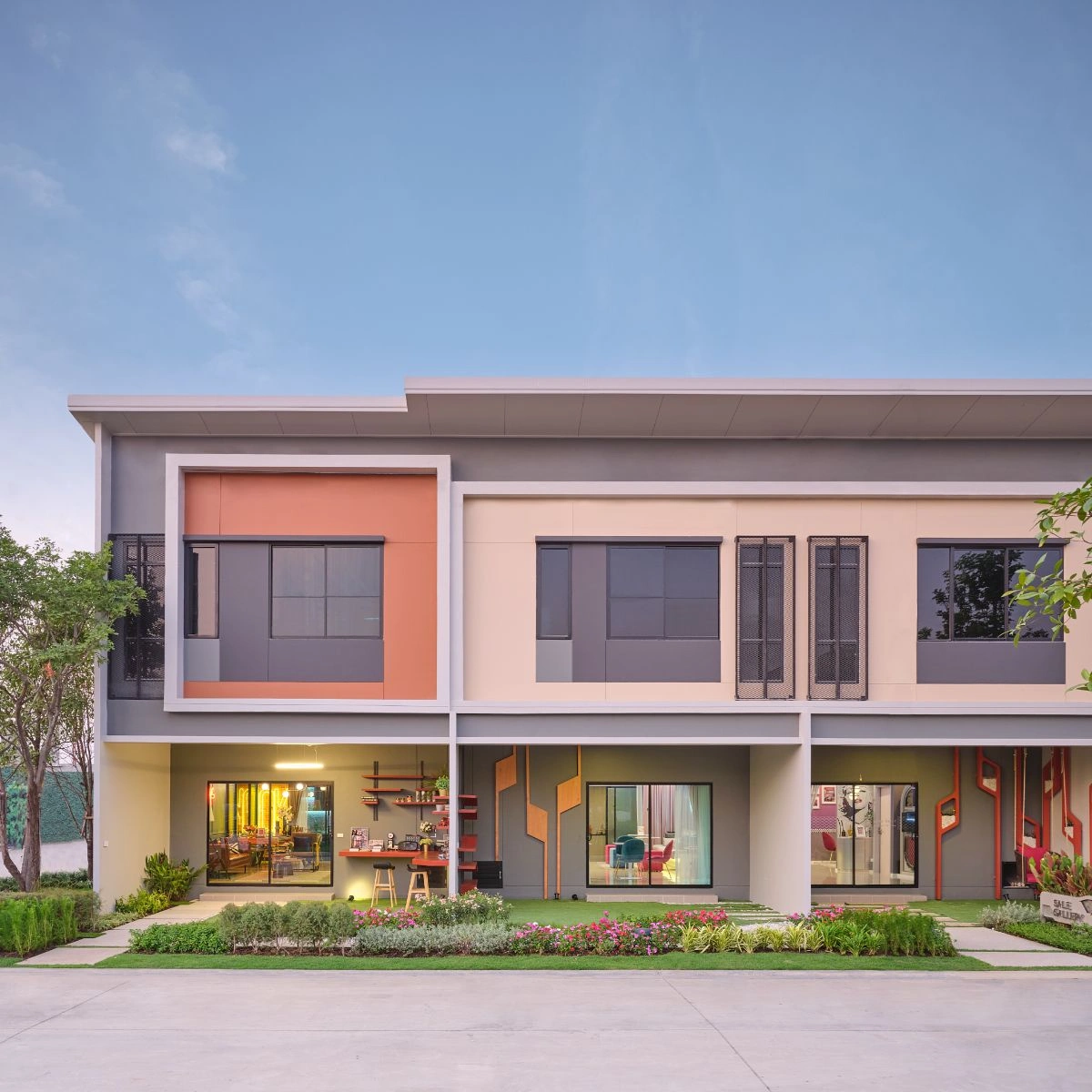 ทาวน์โฮม สิริ เพลส บางใหญ่ เลขที่ 88/46 ทิศใต้ *บ้านตัวอย่าง* แปลงกลาง