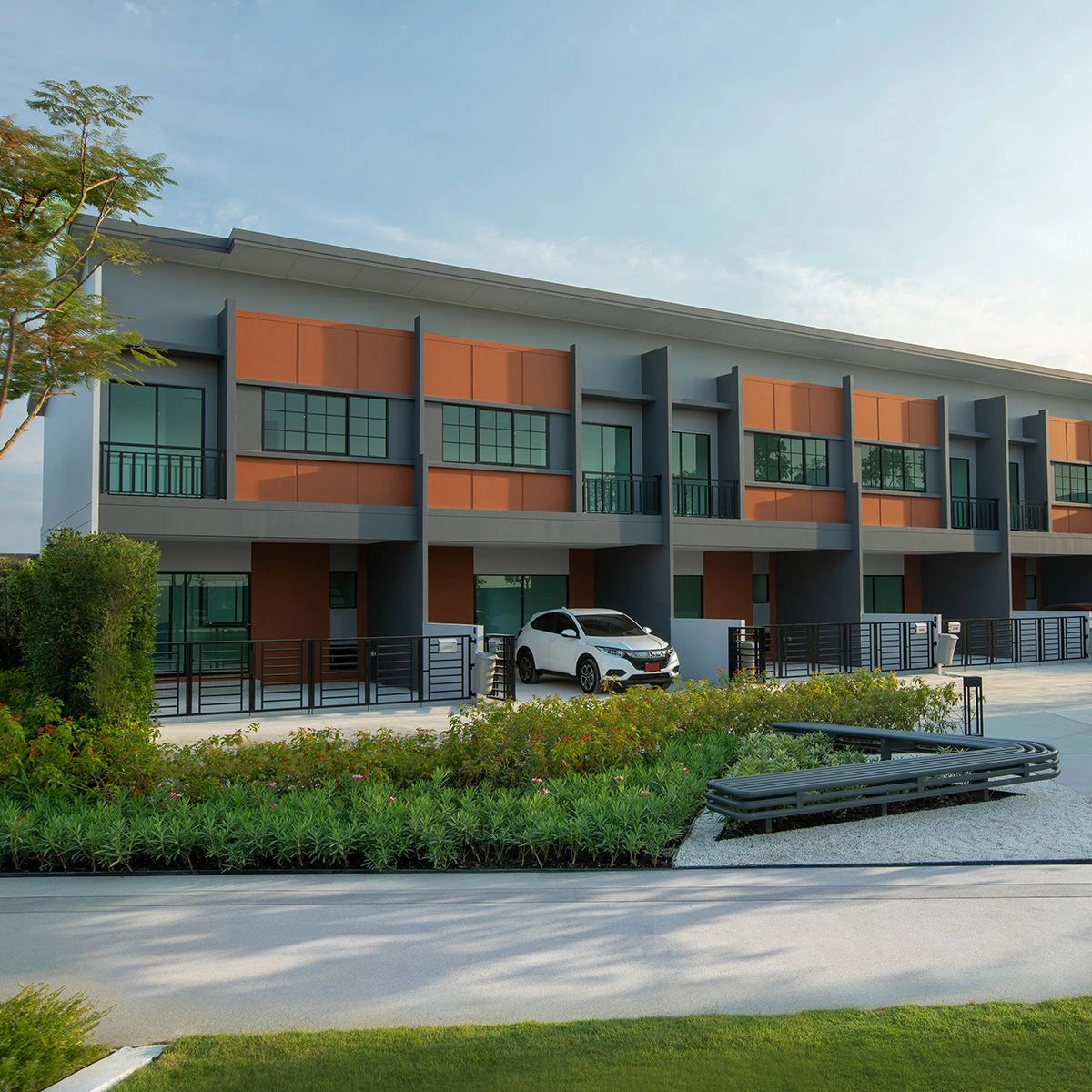 ทาวน์โฮม สิริ เพลส จรัญ - ปิ่นเกล้า เลขที่ 1232-8201 ทิศเหนือ โซนส่วนตัว ราคาดีที่สุด