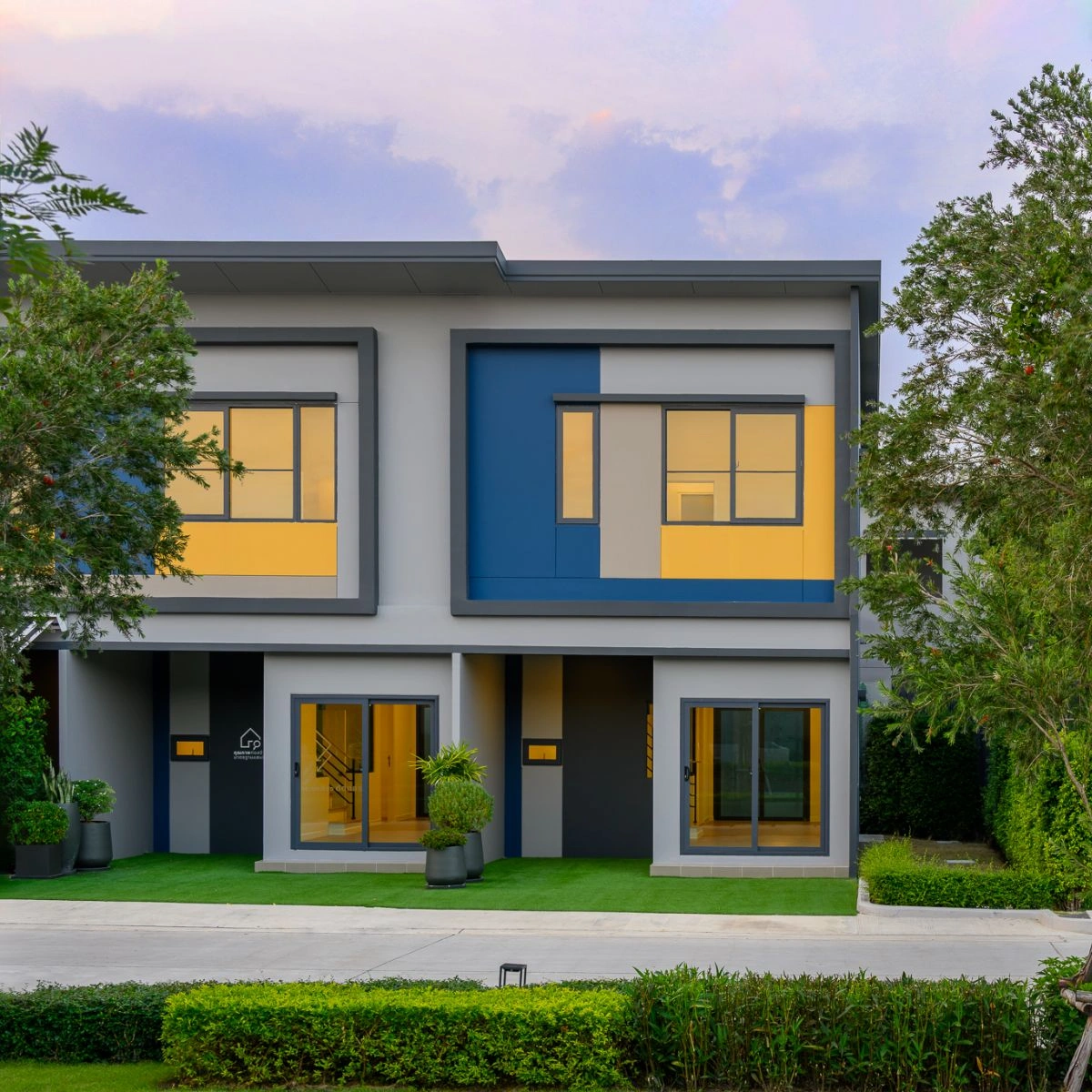 ทาวน์โฮม สิริ เพลส ประชาอุทิศ 75 เลขที่ 99/75 ทิศตะวันออก แปลงกลาง เปิดโซนใหม่