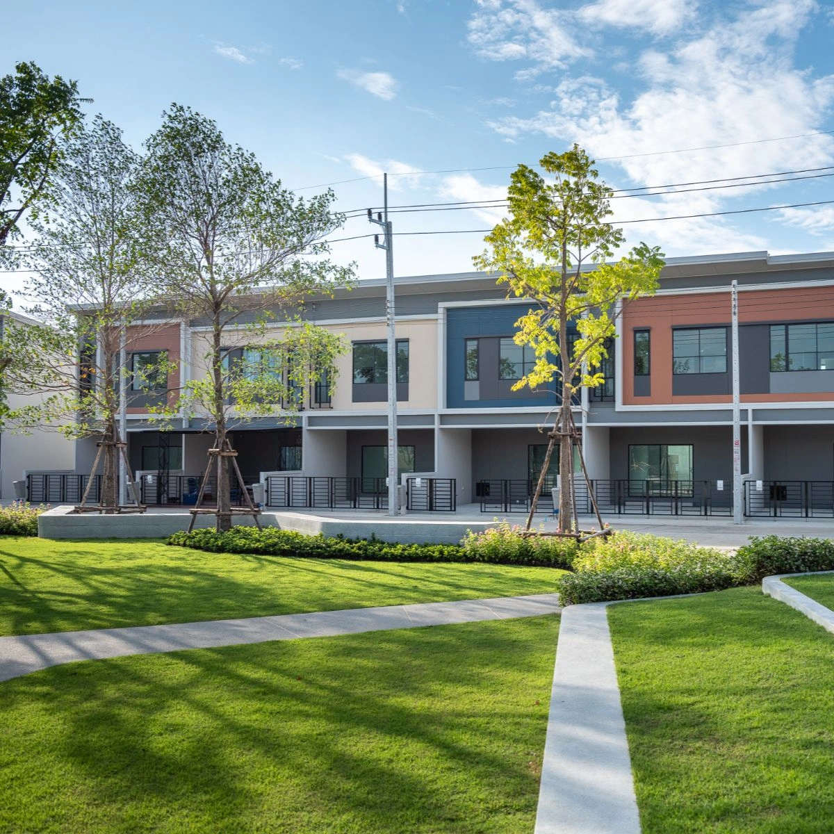 ทาวน์โฮม สิริ เพลส ราชพฤกษ์ - 346 เลขที่ 198/156 ทิศตะวันออกเฉียงใต้ แปลงมุมที่ดินใหญ่ โซนส่วนตัว