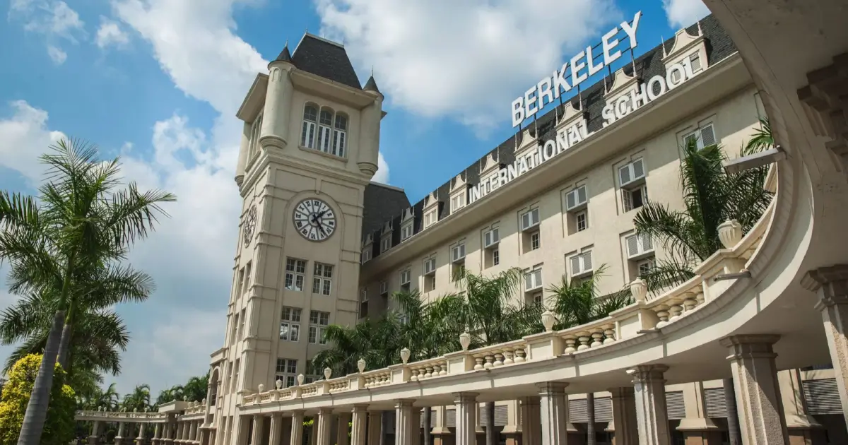 โรงเรียนย่านบางนา โรงเรียนนานาชาติ Berkeley