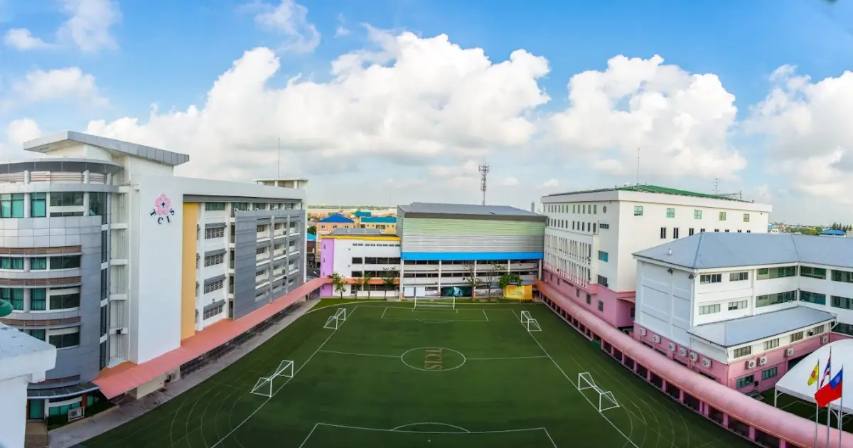 โรงเรียนย่านบางนา โรงเรียนนานาชาติไทย-จีน TCIS