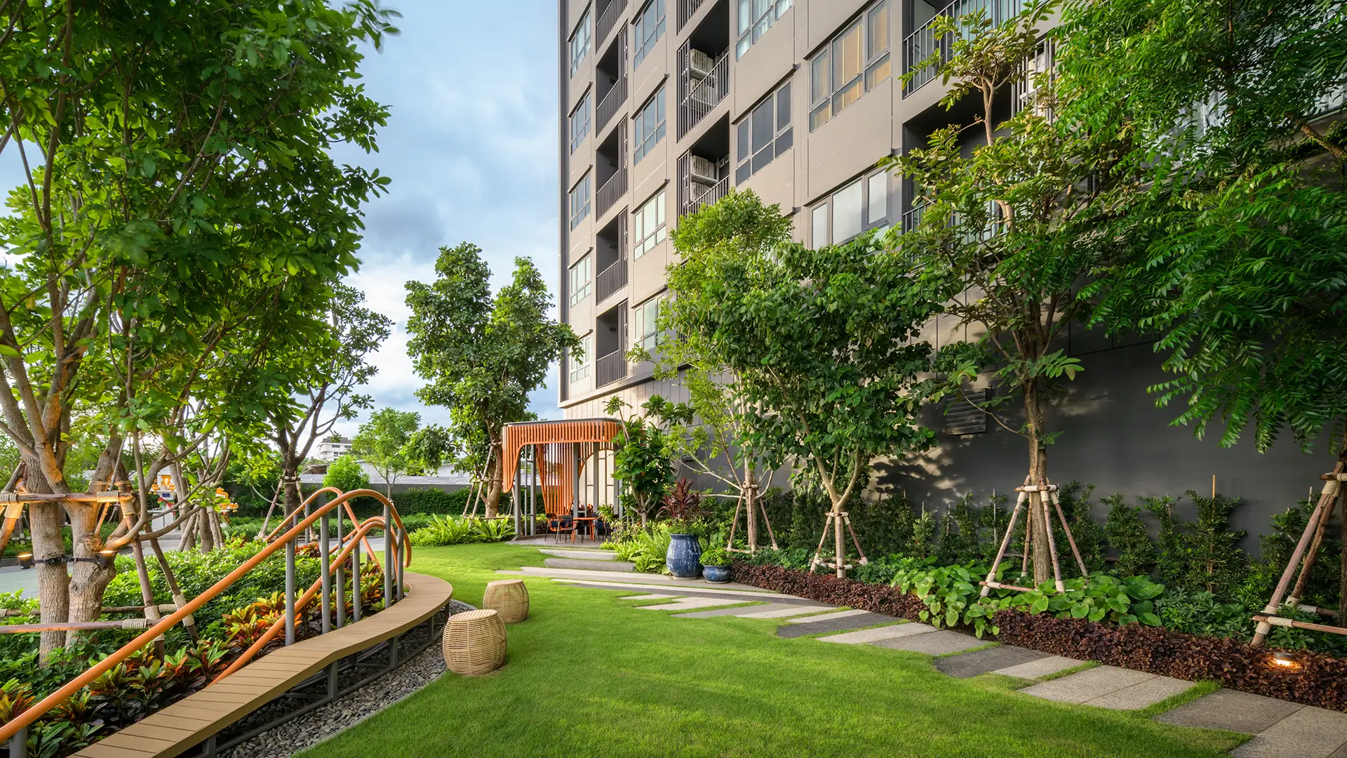 CO-LIVING GARDEN