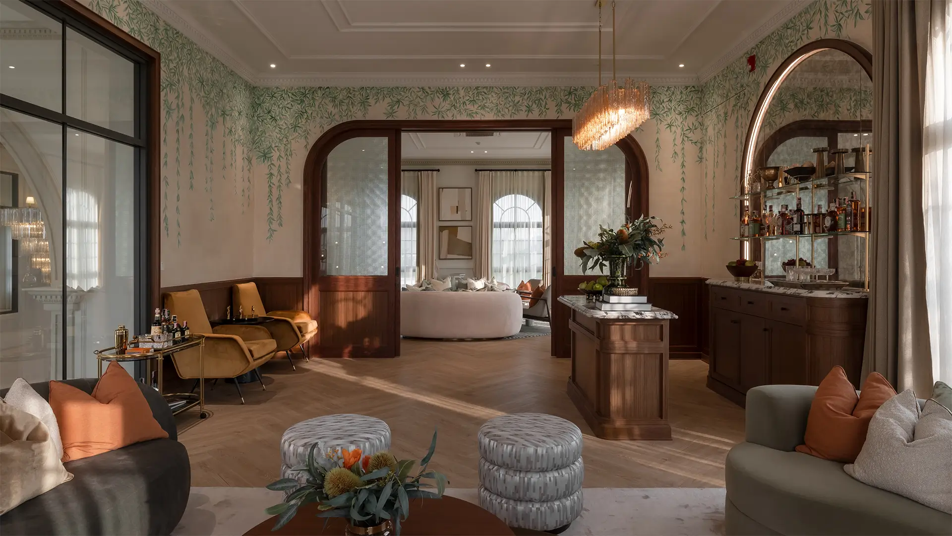 PRIVATE LOUNGE