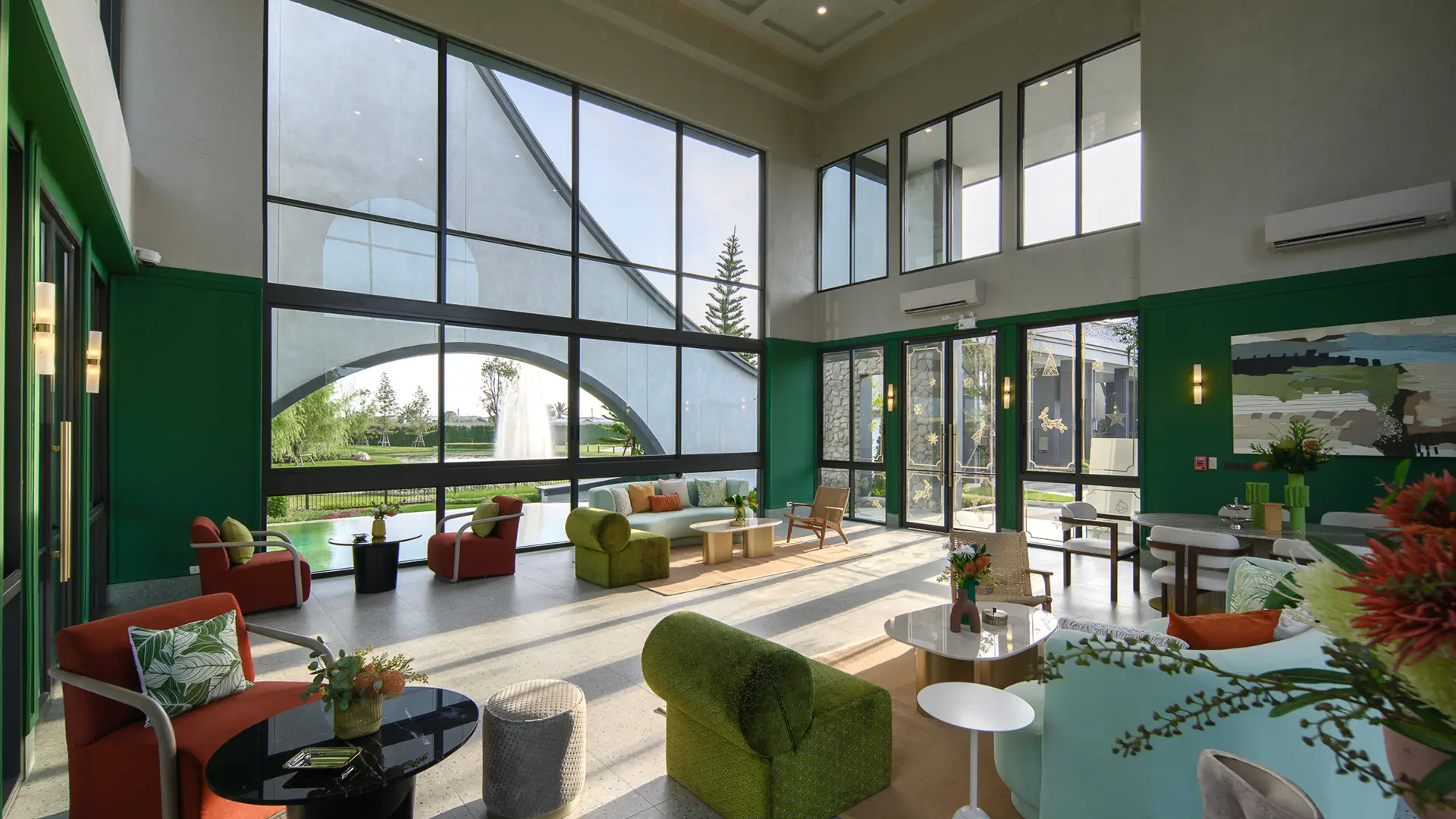 Lounge & CoWorking Space