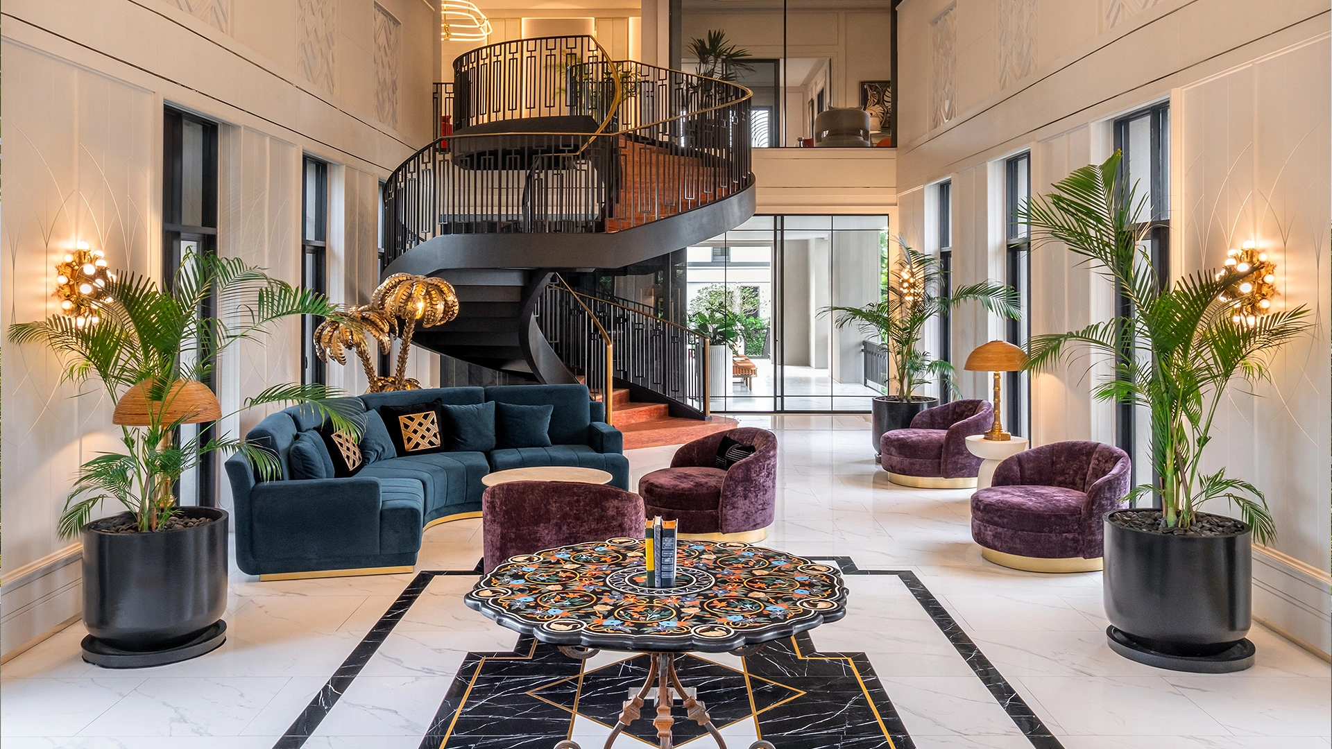 Lobby & Lounge
