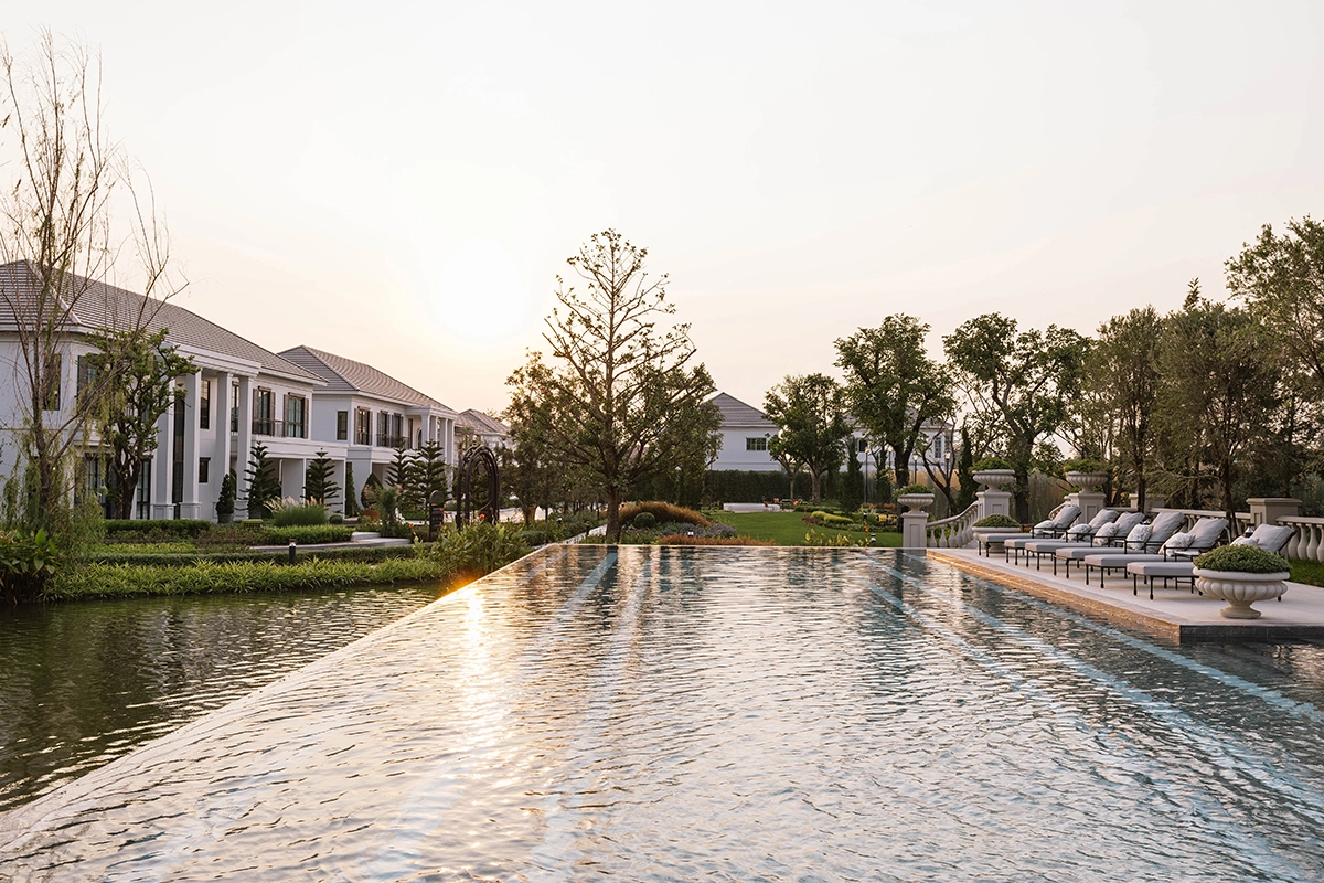 เศรษฐสิริ วัชรพล - เทพรักษ์