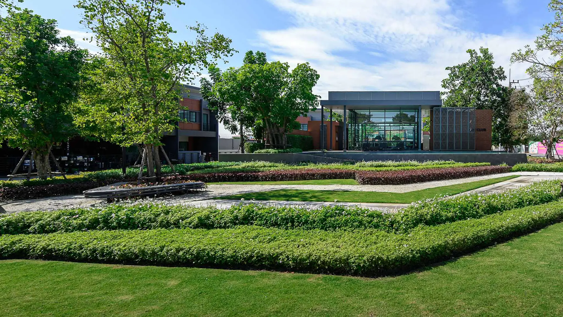 สวนส่วนกลาง